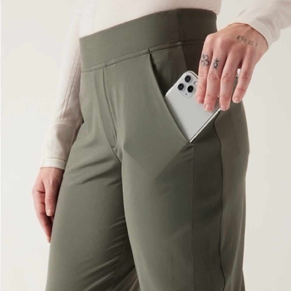 Athleta Brooklyn Ankle Pant Work Travel Stretch 2T Mountain Olive